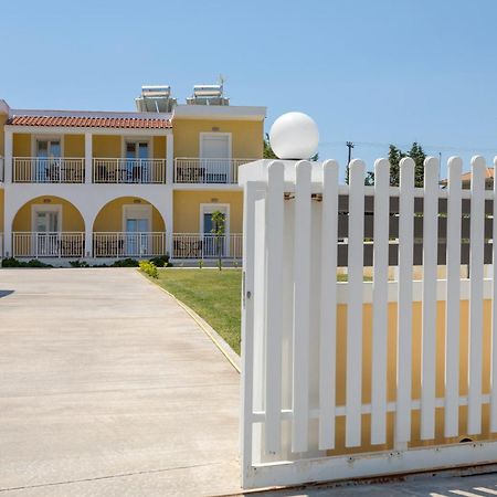 Morfeas Zante Apartments エクステリア 写真