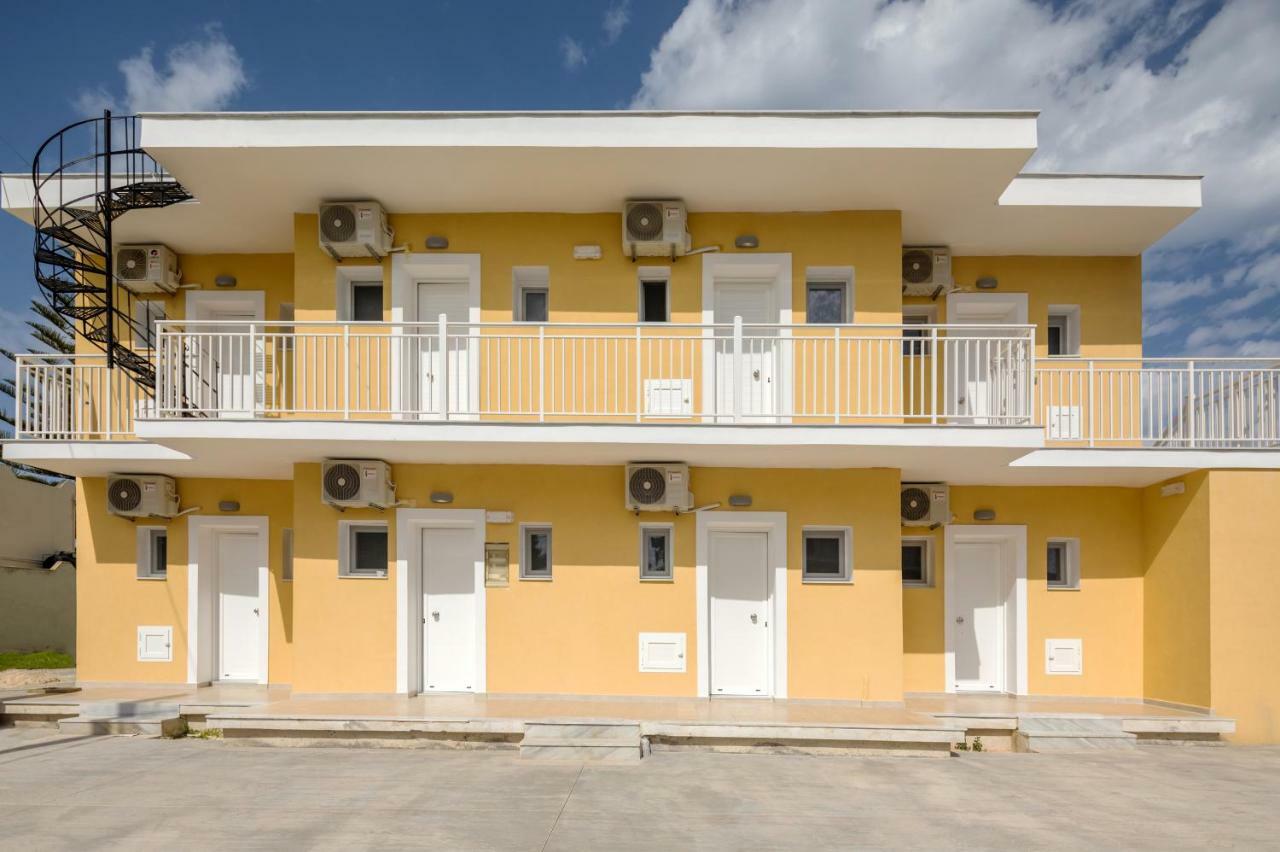 Morfeas Zante Apartments エクステリア 写真